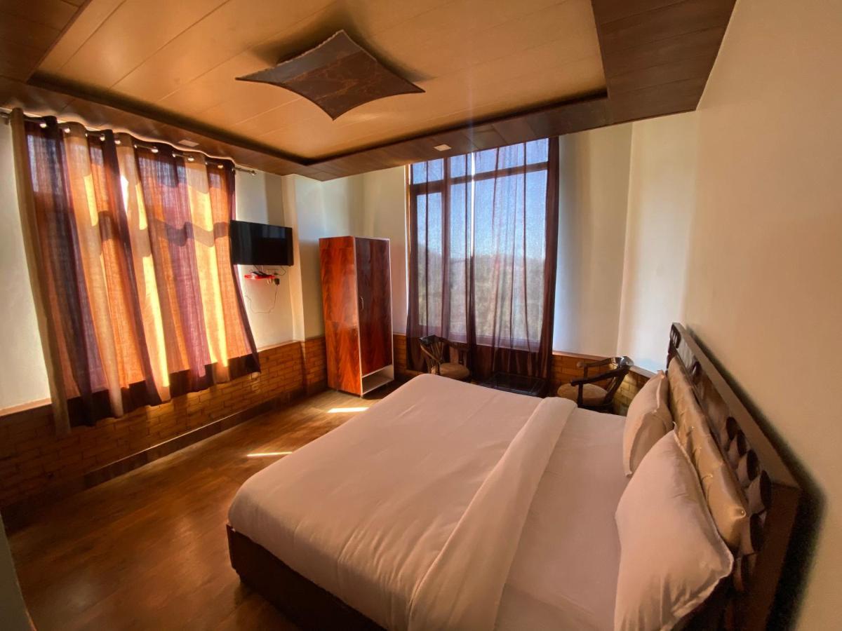 Hotel Taj View Theog Ngoại thất bức ảnh