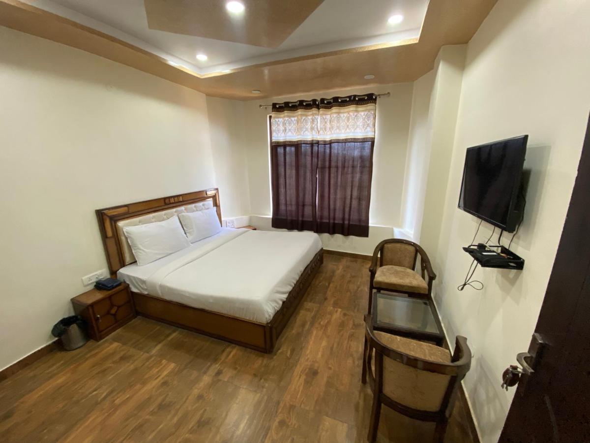 Hotel Taj View Theog Ngoại thất bức ảnh